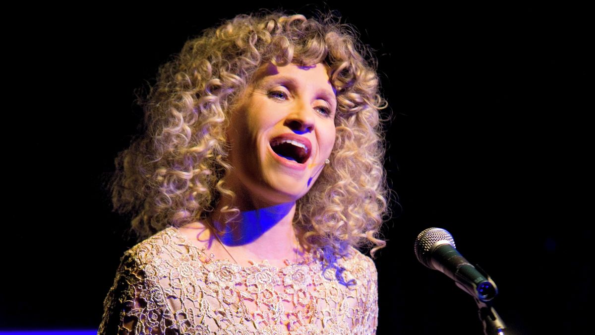 Herečka Petra Králová: Chtěla jsem se s Evou Pilarovou důstojně rozloučit